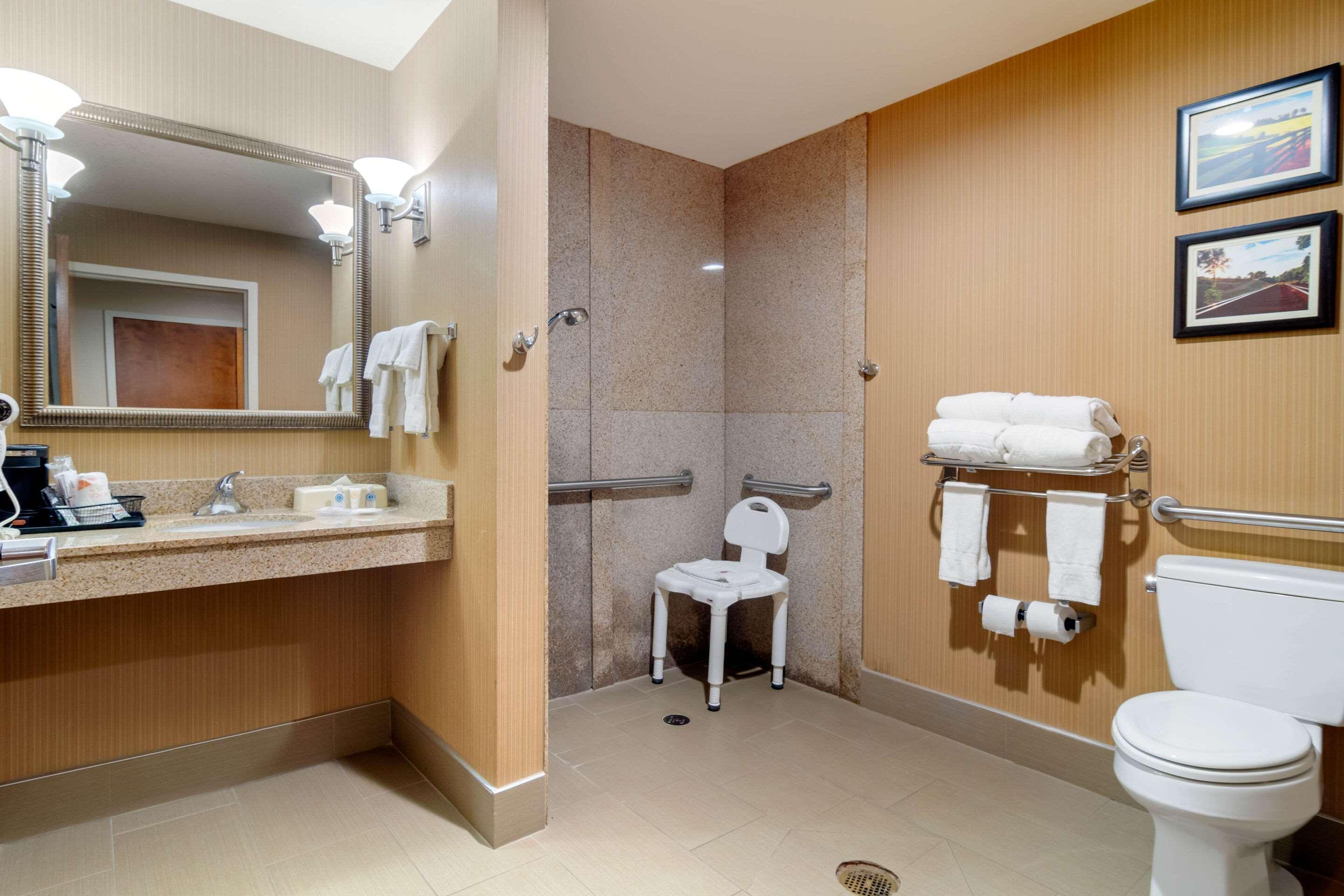 Comfort Suites Byron Warner Robins Eksteriør bilde